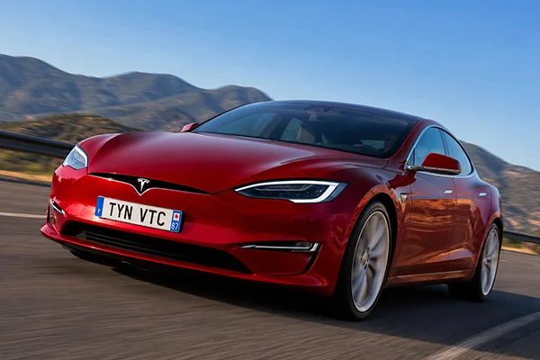 TYN VTC – Chauffeur Privé à Limoges Tesla Model S TYN VTC